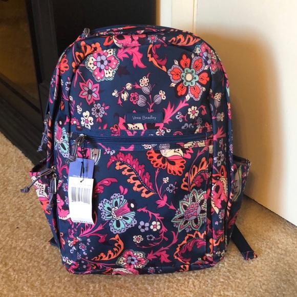 Vera Bradley lighten up Grand Backpack NWT